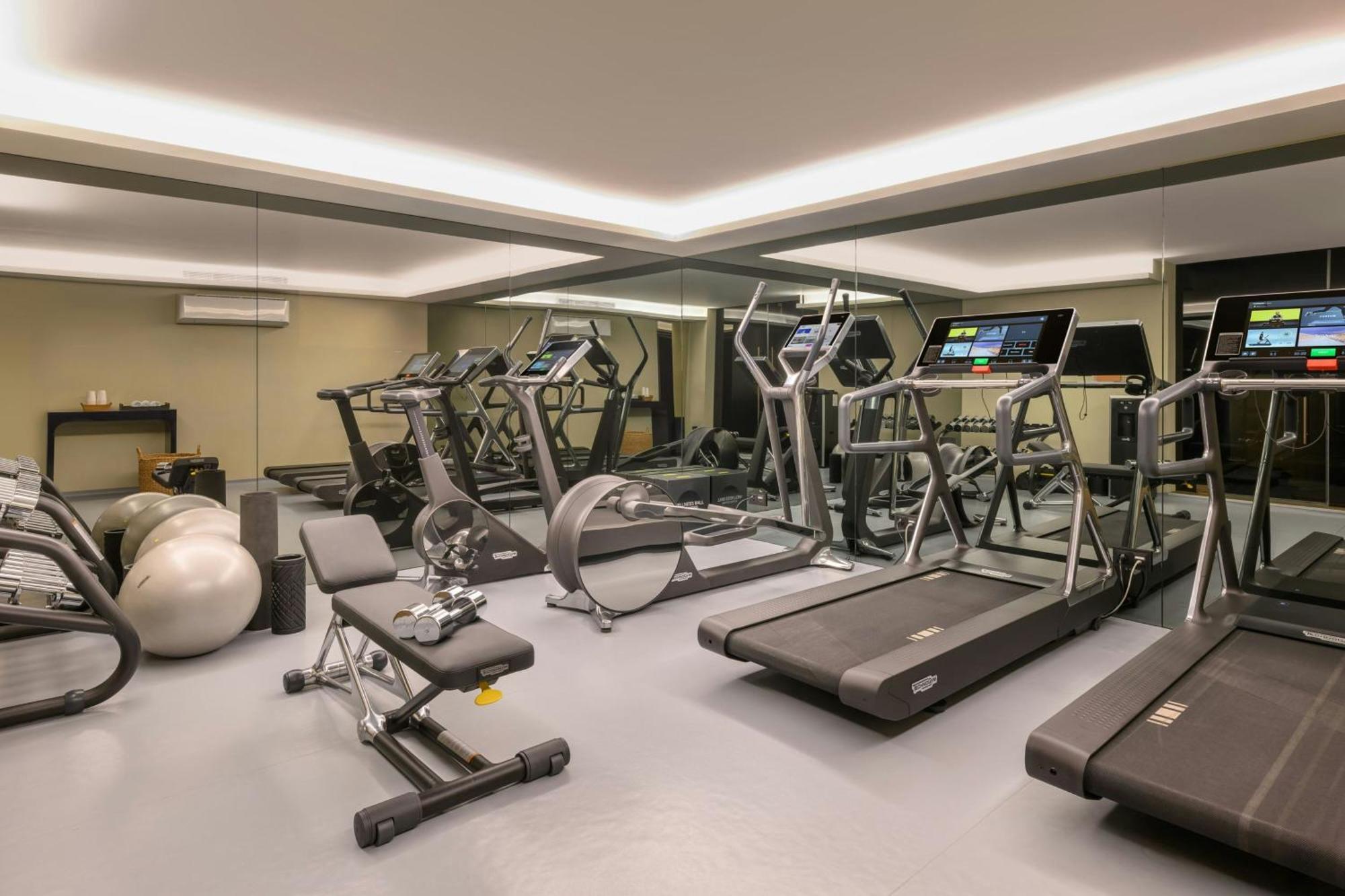 Forte De Gaia, Autograph Collection Vila Nova de Gaia Luaran gambar The gym at the hotel